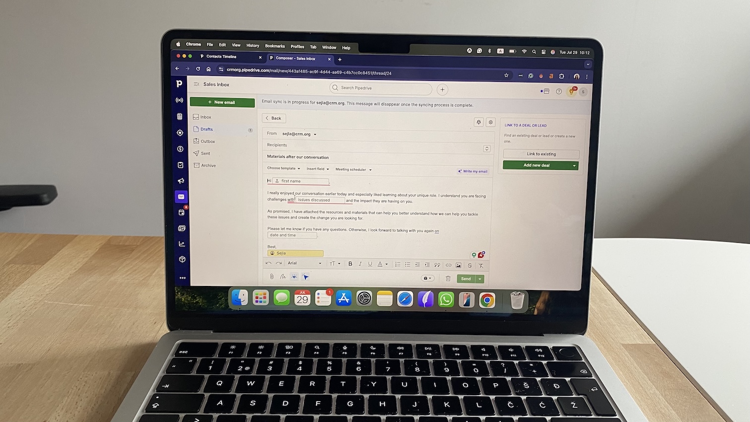 Pipedrive CRM email compose window with customizable template fields and lead linking